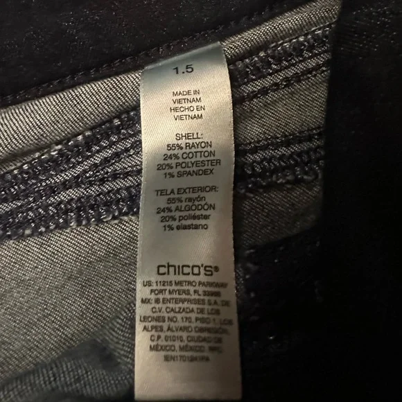 Chico's Dark Indigo Straight Leg Jeans 1.5 = US 10/M - Picture 4 of 7